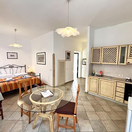 גאליפולי Kallistos Suites & Apartments מראה חיצוני תמונה