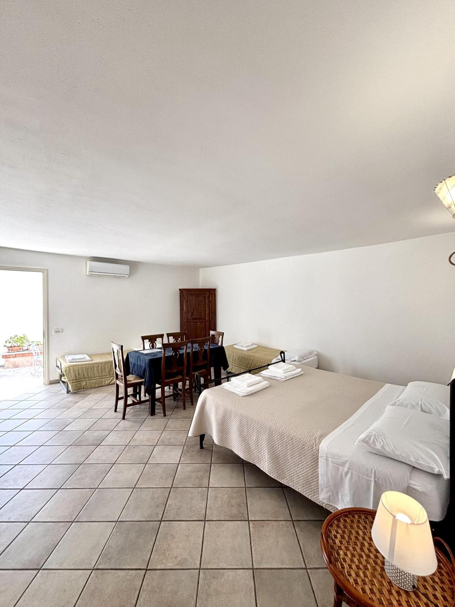גאליפולי Kallistos Suites & Apartments מראה חיצוני תמונה